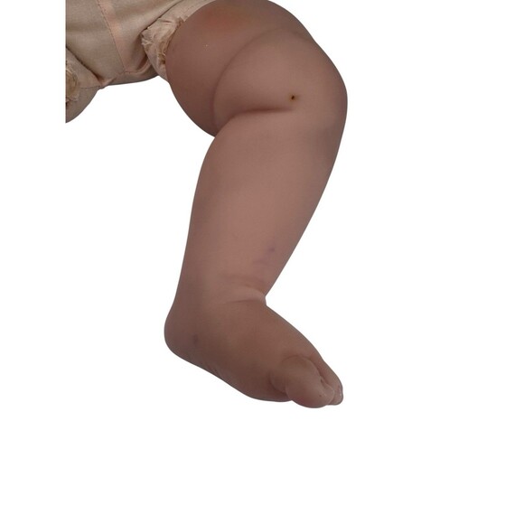 First Baby of the Year 2019 Reborn Doll  Ping Lau Ashton Drake Fast Shipping HTF - Picture 5 of 16